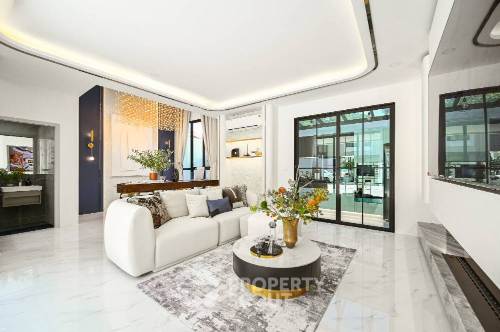 รูป ทาวน์เฮาท์ 3-ห้องนอน ใน ท่าข้าม (ID 2015265) - รูปที่ 2/9