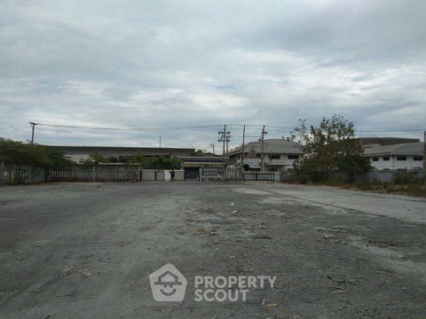 ที่ดินสำหรับปล่อยเช่า 8,156 ตารางเมตร แถว ใน บางปูใหม่ (ID 2160132)