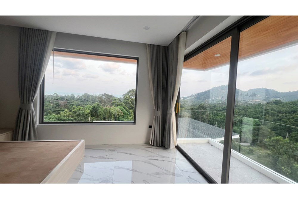 picture [920121030-221] 4 Bedrooms Luxury Seaview Villa in Chaweng - 15/58