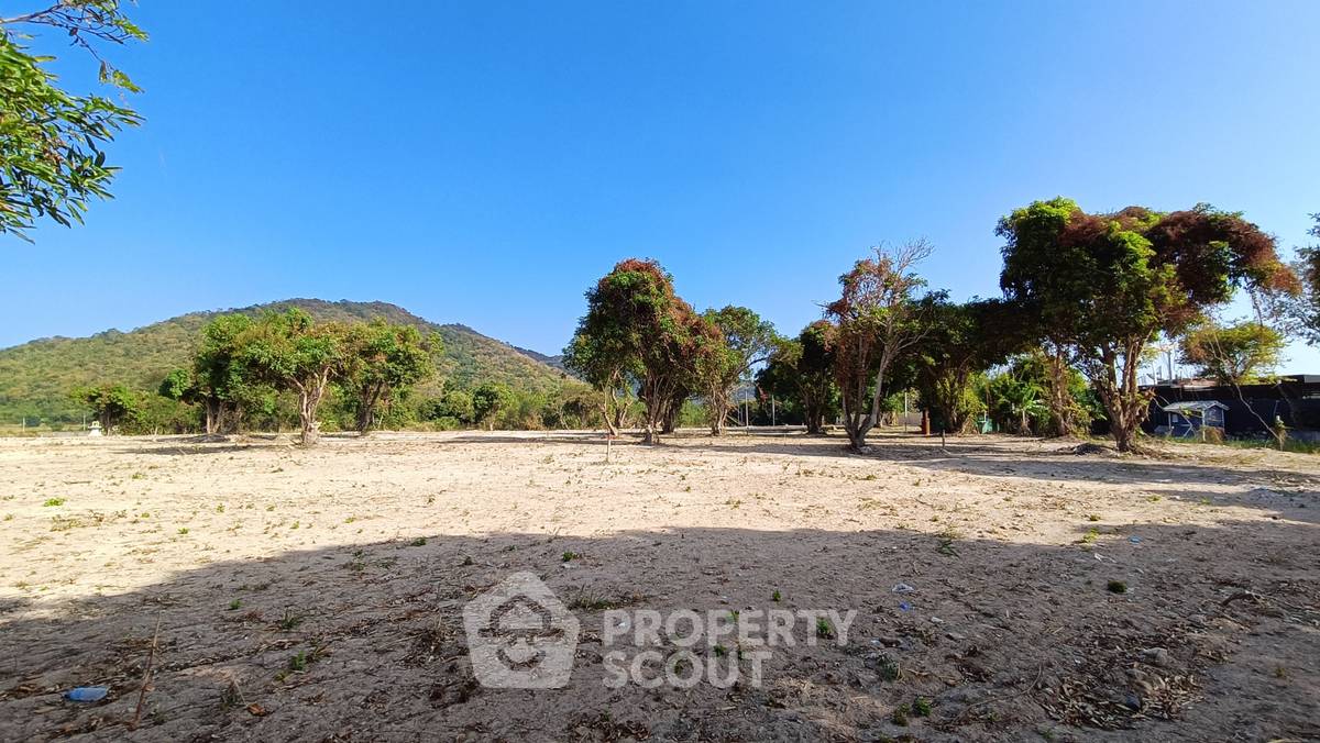 รูป ที่ดินสำหรับปล่อยขาย 800 ตารางเมตร แถว ใน ทับใต้ (ID 1998255) - รูปที่ 3/12