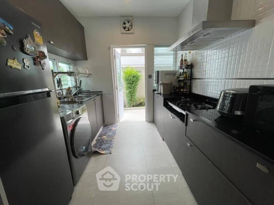 picture 4-BR House at Nantawan Ramintra - Phaholyothin 50 in Tha Raeng (ID 1538064) - 19/19