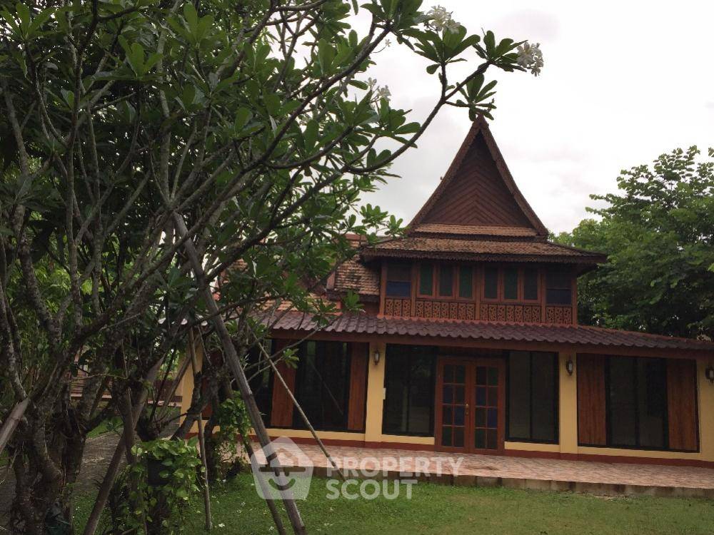 รูป บ้าน 3-ห้องนอน ใน ช้างเผือก (ID 1298142) - รูปที่ 3/10