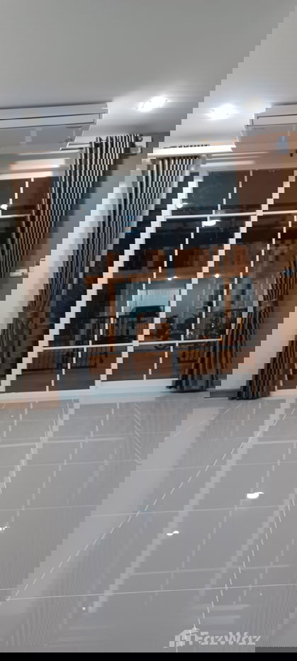 picture 4 Bedroom Townhouse for sale at Golden Town Ramintra-Wongwaen  5355592 - 5/7