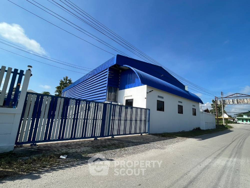 รูป ที่ดินสำหรับปล่อยขาย 8,800 ตารางเมตร แถว ใน ท่าวังพร้าว (ID 2020377) - รูปที่ 2/11