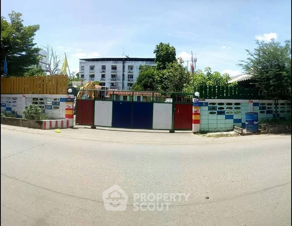 รูป ที่ดินสำหรับปล่อยเช่า 800 ตารางเมตร แถว ใน อนุสาวรีย์ (ID 2140659) - รูปที่ 1/7