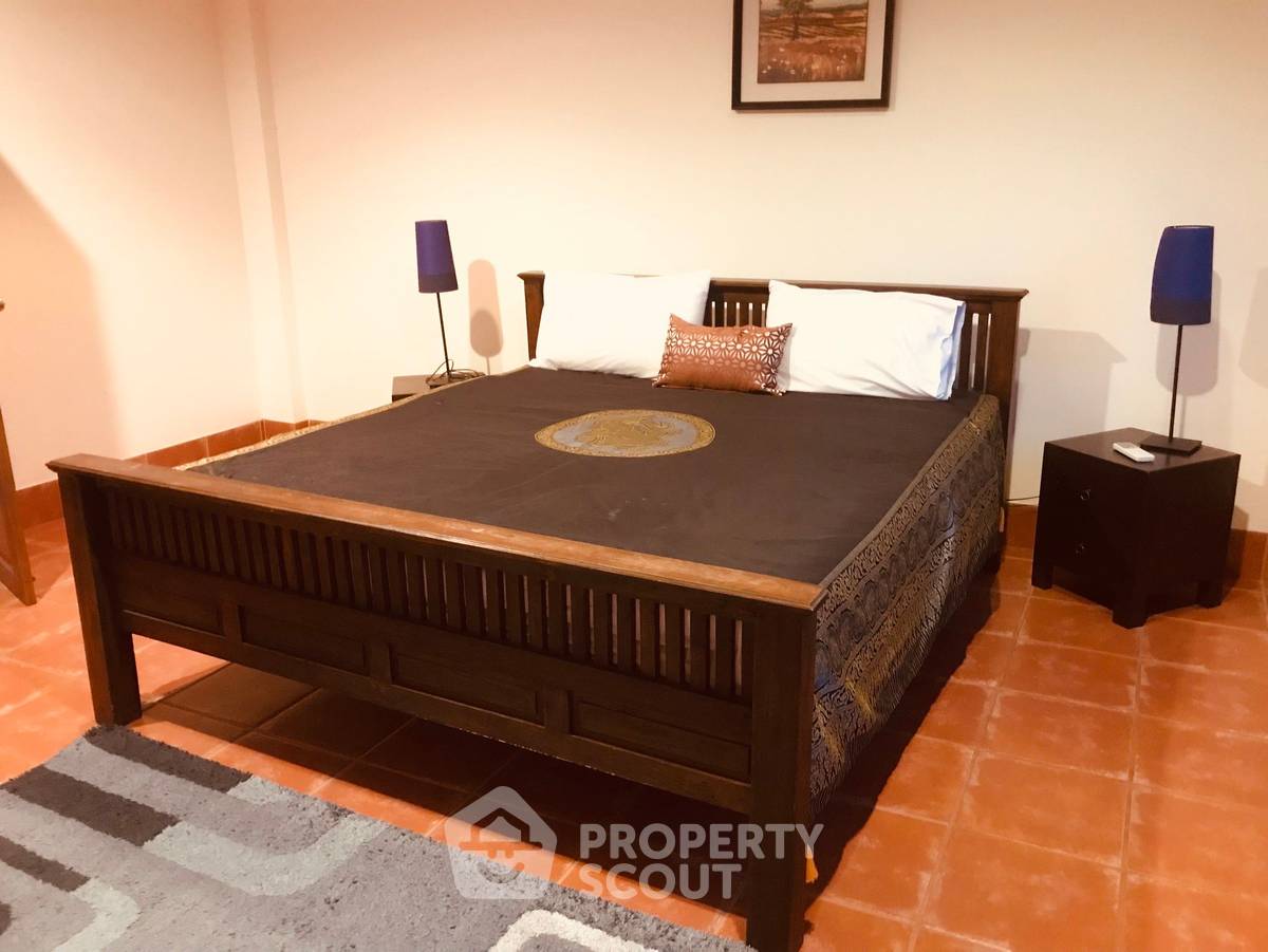 รูป ทาวน์เฮาท์ 4-ห้องนอน ใกล้ หาดเขาตะเกียบ (ID 2049583) - รูปที่ 3/11