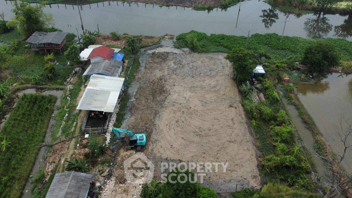 รูป ที่ดินสำหรับปล่อยขาย 1,600 ตารางเมตร แถว ใน คลองข่อย (ID 2058082) - รูปที่ 3/5