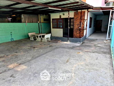 Houses for sale Krirk University : 2-BR House in Talat Bang Khen (ID 1507678)