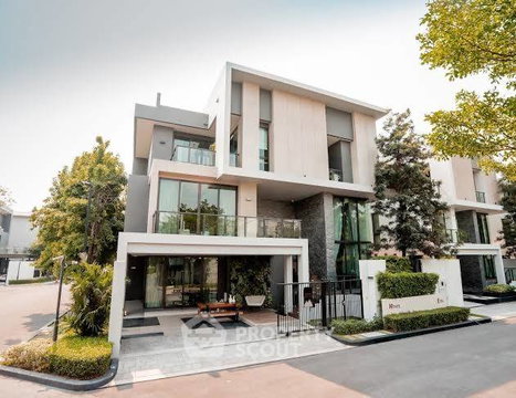 4-BR House For Sale, Baan Klang Muang CLASSE Ekkamai-Ramintra, Lat Phrao (ID 939334)