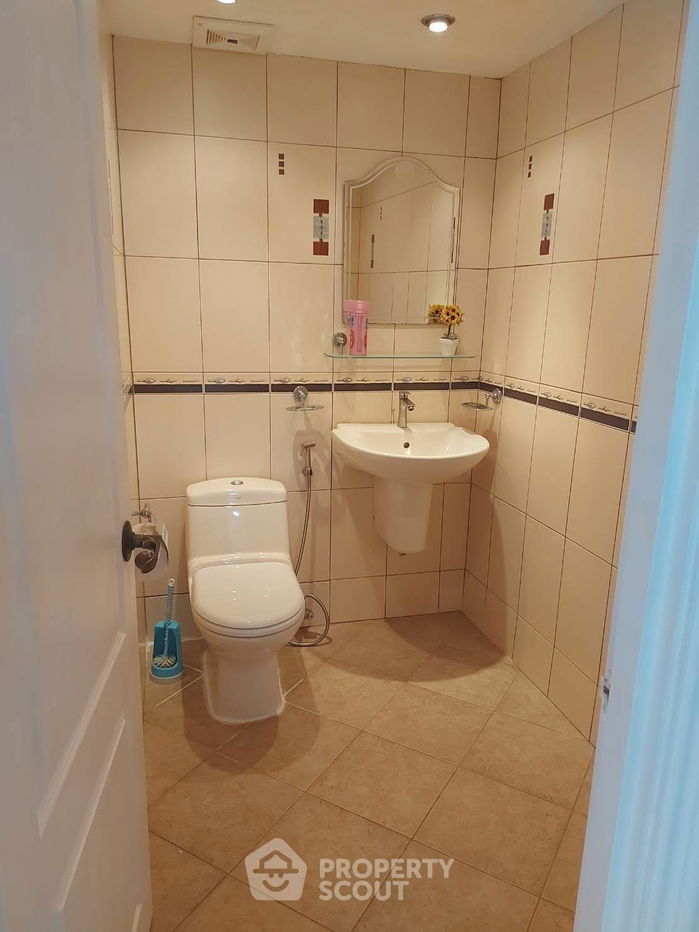 รูป บ้าน 3-ห้องนอน ที่ พาร์ค วิลเลจ ใกล้ พัทยาตะวันออก (ID 2140650) - รูปที่ 16/23