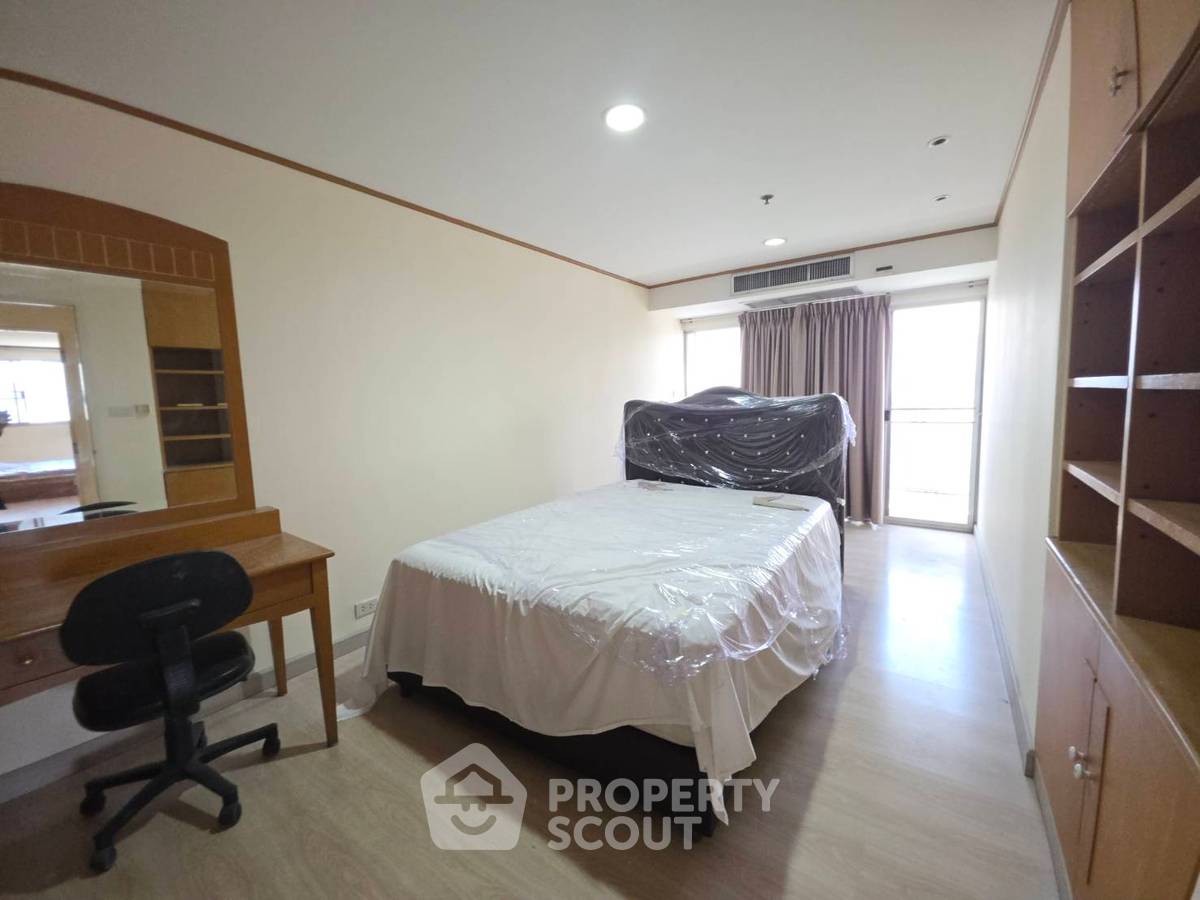 picture 3-BR Condo at The Waterford Diamond Tower Sukhumvit near BTS Phrom Phong (ID 2317984) - 17/21