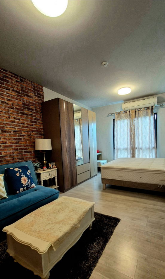 picture Condo for Sale in a Prime Location at UNIO Rama 2 - 2/13