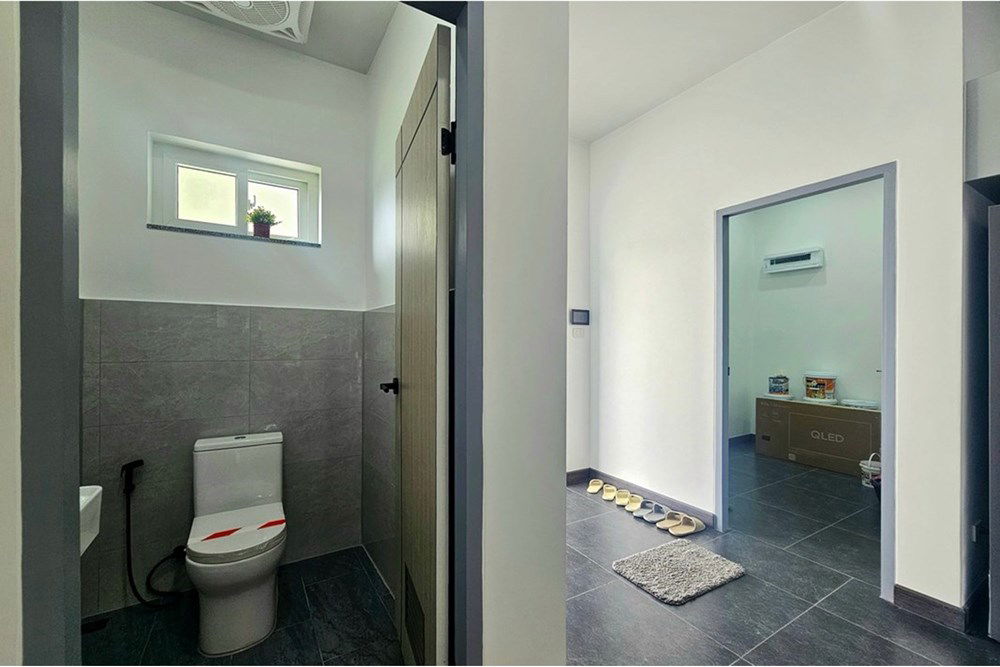 picture [920601001-693] Spacious Family Villa, 3 Bed 3 Bath in Hua Hin Soi 70 For Sale - 41/44