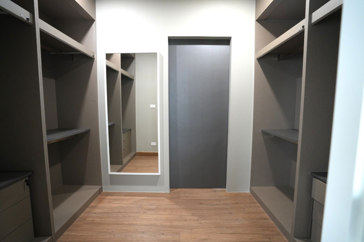 picture ✨ Townhome for Sale – Semi-Detached Style, 3.5 Storeys, Extra-Wide 7.5m Frontage ✨ - 15/28