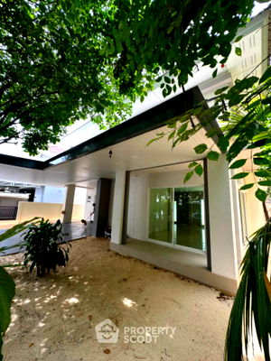 Houses for sale Pak Kret Nonthaburi : 4-BR House in Ban Mai (ID 1490003)