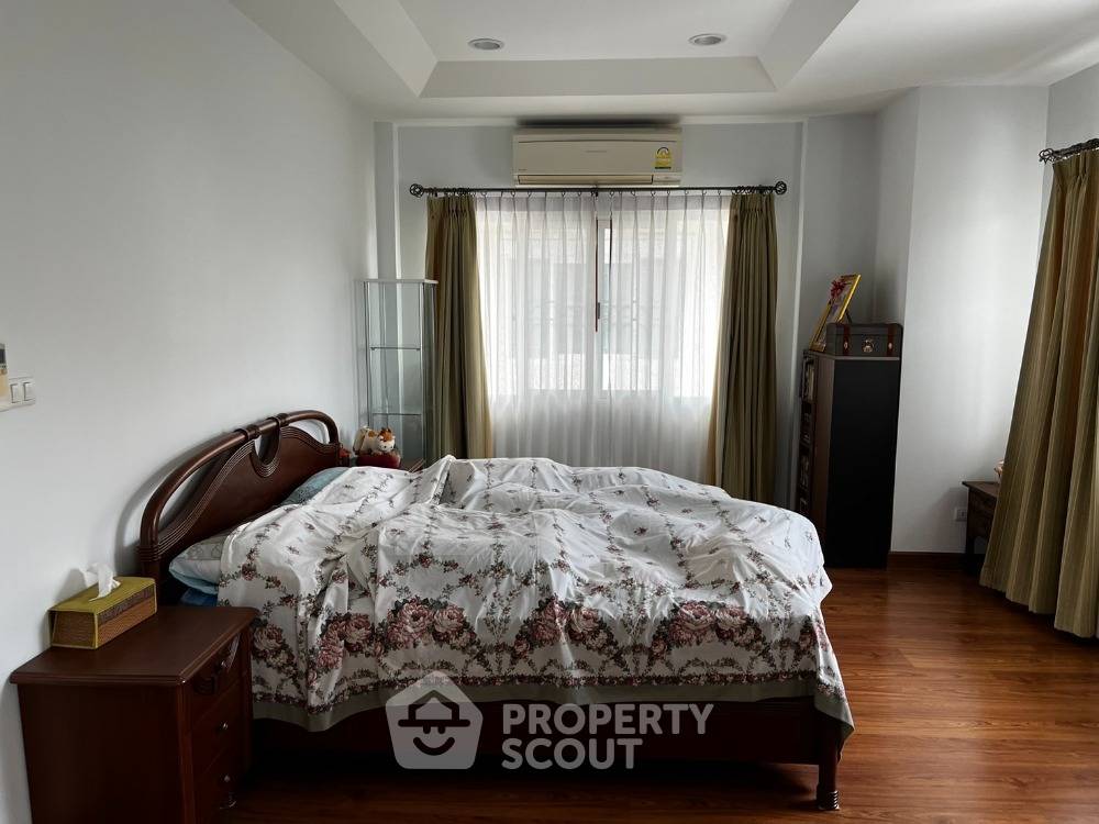 รูป บ้าน 3-ห้องนอน ที่ เดอะ เซนโทร รัตนาธิเบศร์ ใน บางเลน (ID 1616590) - รูปที่ 11/18