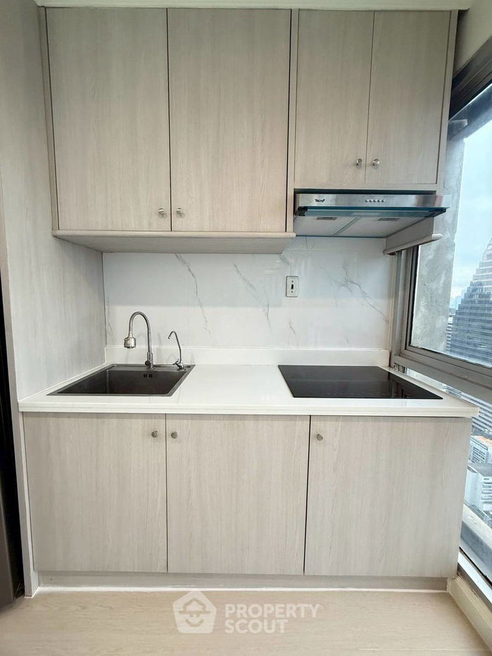 picture 2-BR Condo at Sukhumvit Suite near BTS Nana (ID 2395693) - 7/13