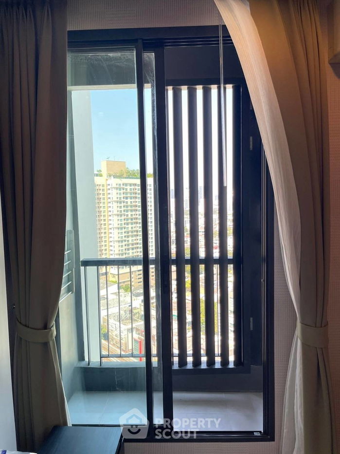 รูป คอนโด 1-ห้องนอน ที่ ริทึ่ม สุขุมวิท 44/1 ใกล้ BTS พระโขนง (ID 2455817) - รูปที่ 8/9