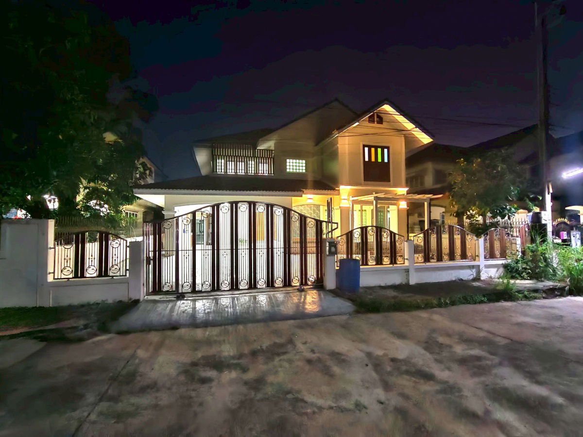 รูป บ้านเดี่ยว ร่มเกล้า มีนบุรี ลาดกระบัง หมู่บ้านรุ่งนภา ถนนร่มเกล้า13 ห่างจากถนน150เมตร นัหมายชมบ้าน 085-318-688 คุณวา - รูปที่ 4/23