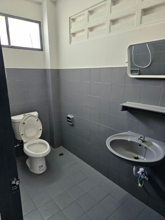 รูป ให้เช่าตึกแถว 5 ชั้น ซอยวัดนักบุญเปโตร ตำบลท่าข้าม อำเภอสามพราน จังหวัดนครปฐม 5 ชั้น 5 ห้องนอน 5 ห้องน้ำ แต่งสวยพร้อมอยู่ ใกล้วัดนักบุญเปโตร - รูปที่ 5/7