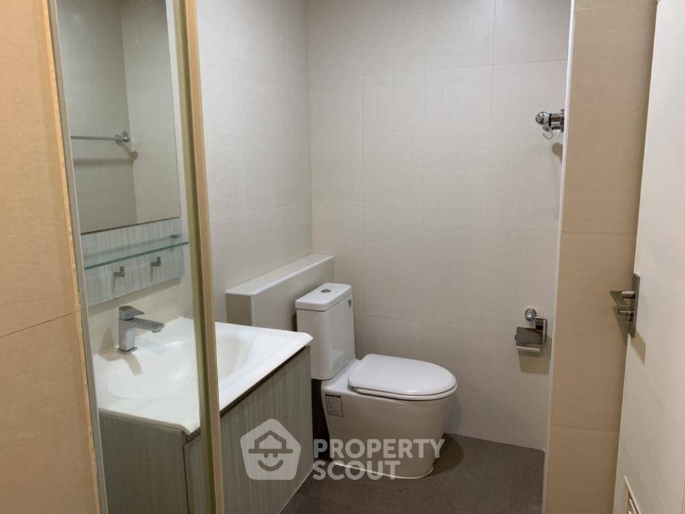 picture 1-BR Condo at Lugano near MRT Ratchadaphisek (ID 1128208) - 6/12