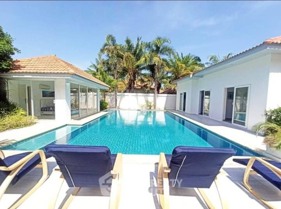 รูป วิลล่า 10-ห้องนอน ใกล้ เมืองพัทยา (ID 2102900) - รูปที่ 3/20