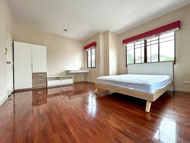 picture FOR RENT  HOUSE PROPERTY  32000 BAHT per MONTH - 5/8