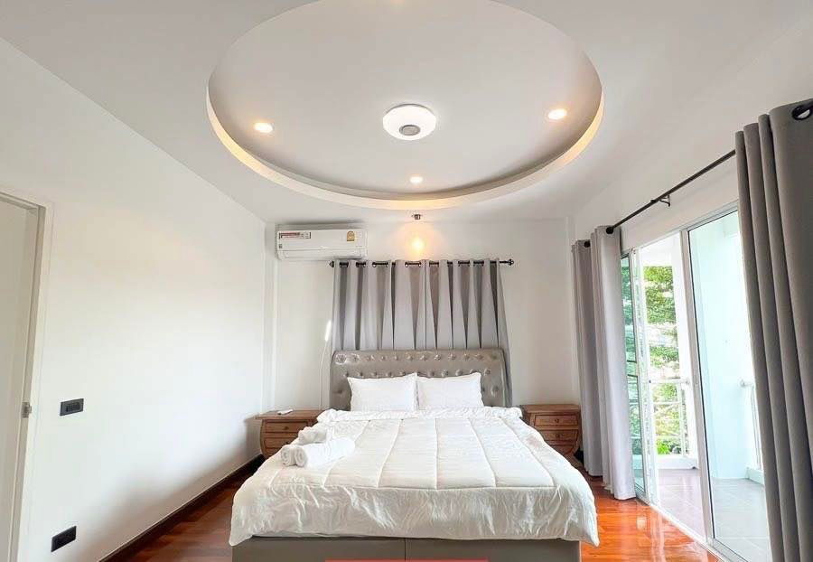 รูป บ้านพร้อมสระว่ายน้ำส่วนตัว  5ห้องนอน  4ห้องน้ำ  1ห้องรับแขก  2  ที่จอดรถ - รูปที่ 22/27