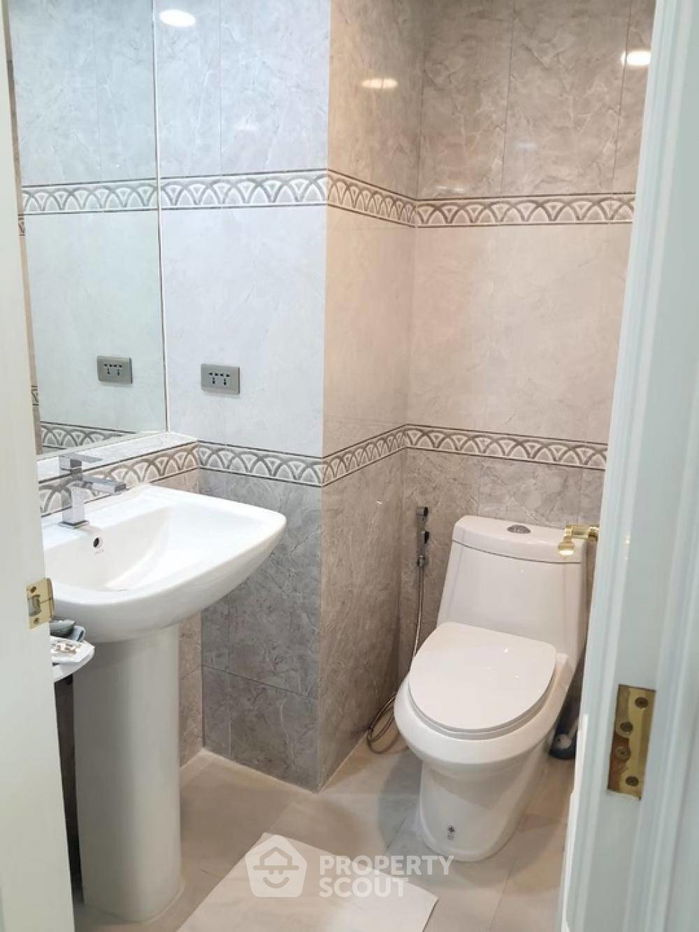 รูป คอนโด 2-ห้องนอน ที่ คอนโดวัน ลาดพร้าว 18 ใกล้ MRT รัชดาภิเษก (ID 1598322) - รูปที่ 14/15