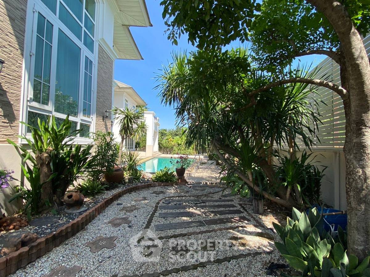 รูป บ้าน 4-ห้องนอน ใน บ้านใหม่ (ID 2005439) - รูปที่ 6/38