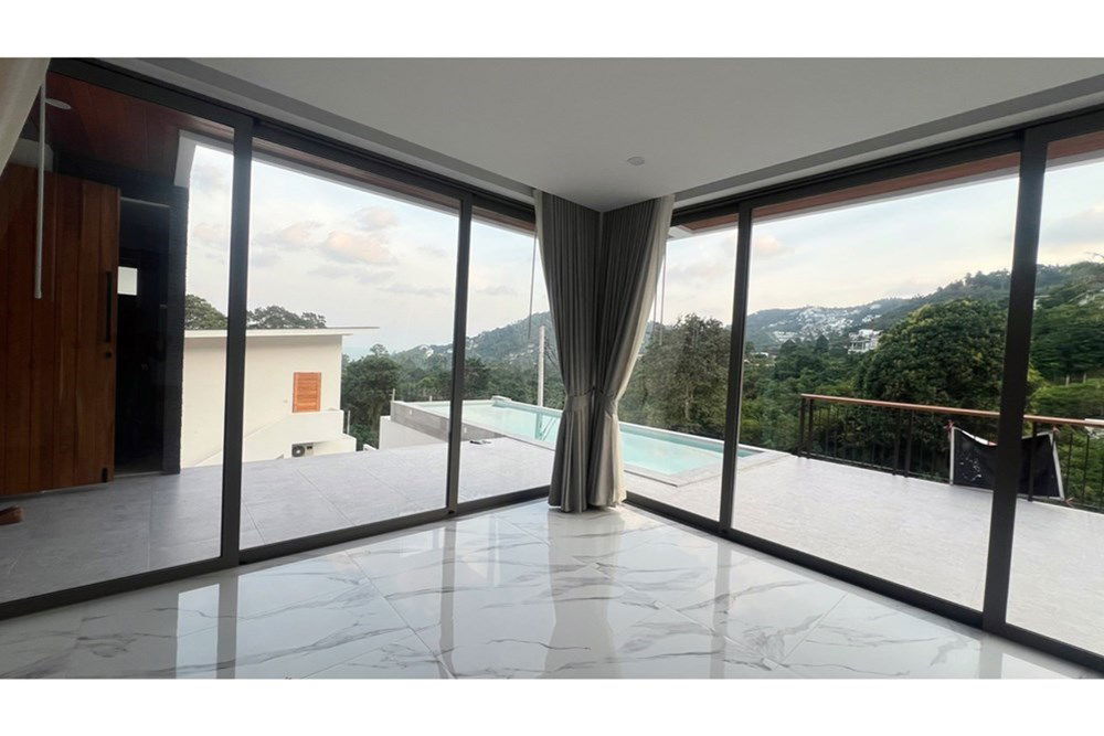 picture [920121030-221] 4 Bedrooms Luxury Seaview Villa in Chaweng - 20/58