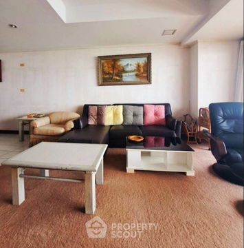 2-BR Condo at Cha-Am Grand Condotel close to Cha-Am Beach (ID 1779372)