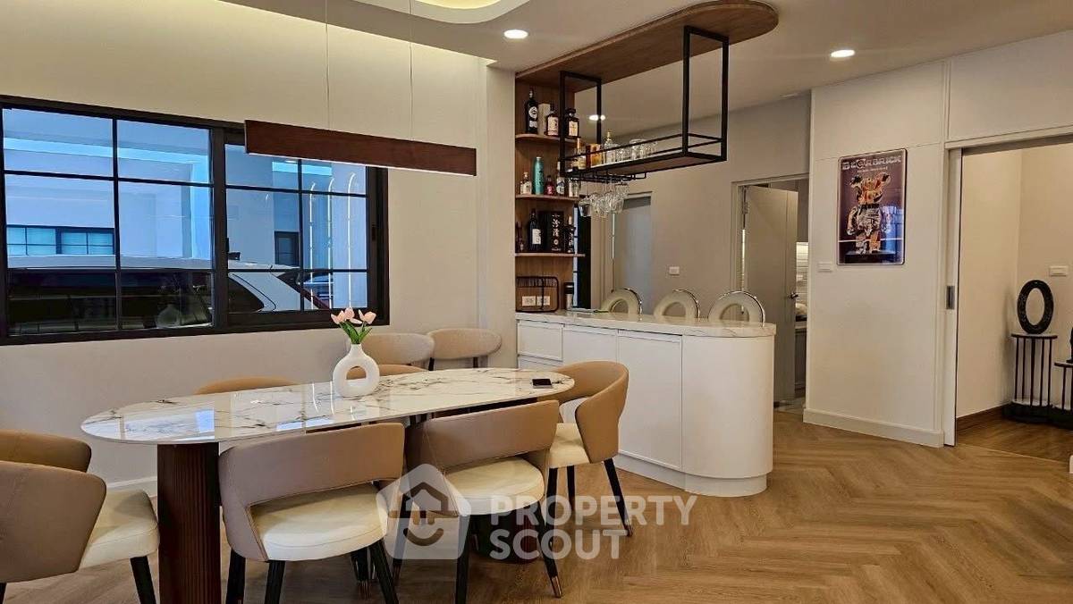 รูป บ้าน 4-ห้องนอน ที่ เซนโทร บางนา ใน บางแก้ว (ID 2457952) - รูปที่ 4/12