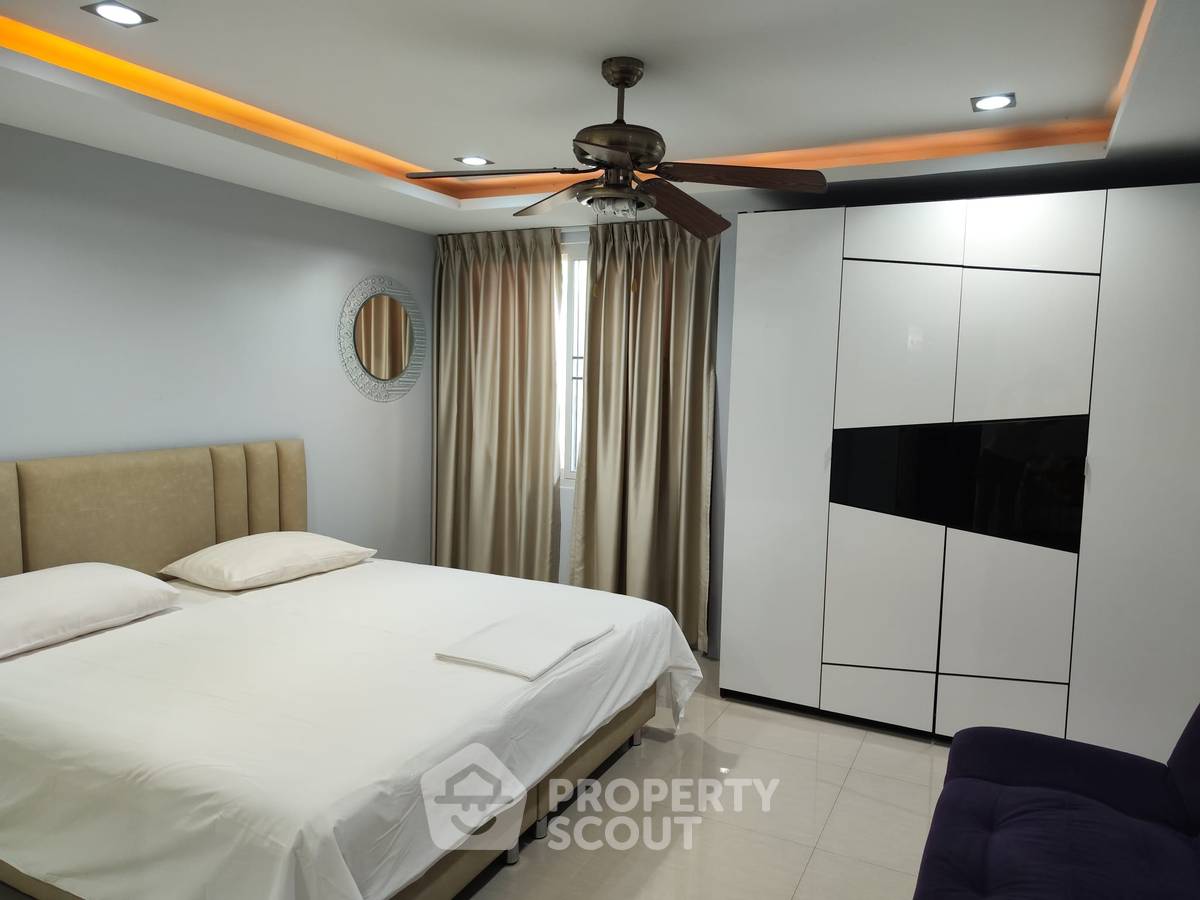 รูป วิลล่า 3-ห้องนอน ที่ จอมเทียน คอนโดเทล และหมู่บ้าน (วิลล่า) ใกล้ พัทยาใต้ (ID 1879347) - รูปที่ 8/12