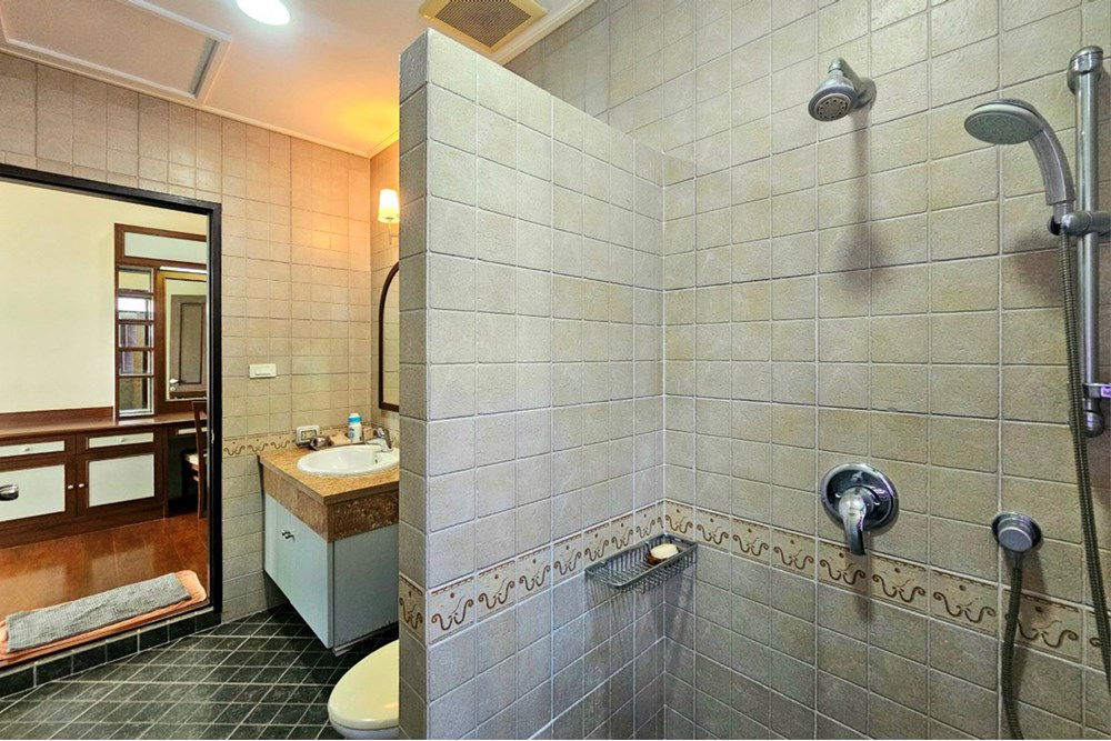 รูป [920601001-488] Oriental Beach Resort Chaam, วิลล่าหรู, 2 ห้องนอน 3 ห้องน้ำสำหรับขาย - รูปที่ 40/44