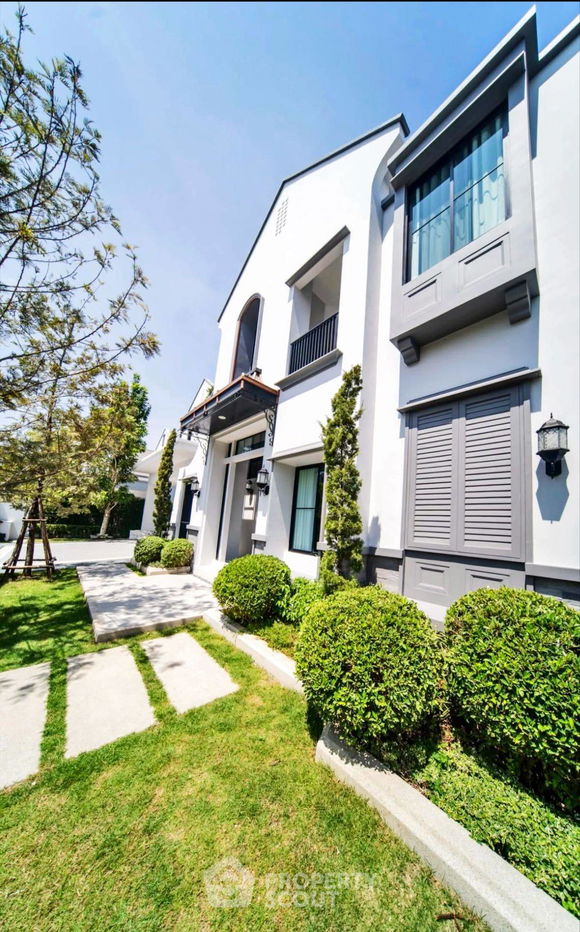 picture 4-BR House at Nantawan Rama 9 - New Krungthep Kreetha in Saphan Sung (ID 2088984) - 34/38