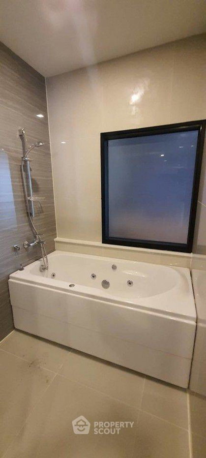 รูป คอนโด 1-ห้องนอน ที่ ไนท์บริดจ์ ดิ โอเชี่ยน ศรีราชา ใกล้ แหลมฉบัง (ID 1030996) - รูปที่ 9/9