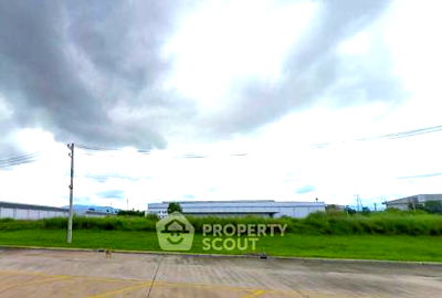 ที่ดิน ศรีราชา ชลบุรี : ที่ดินสำหรับปล่อยขาย 17,952 ตารางเมตร แถว ใน สุรศักดิ์ (ID 2081027)