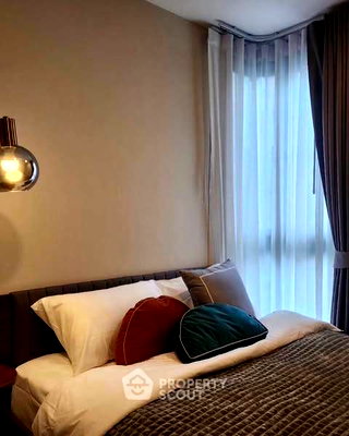 Condos for rent Soi Sukhumvit 71 : 2-BR Condo at Taka Haus Ekamai 12 near BTS Ekkamai (ID 2324362)