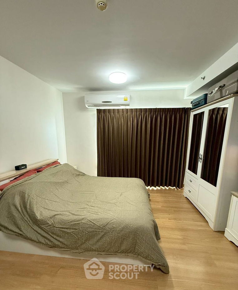 picture 1-BR Condo at Supalai Mare Pattaya close to Pattaya South (ID 2437507) - 2/15