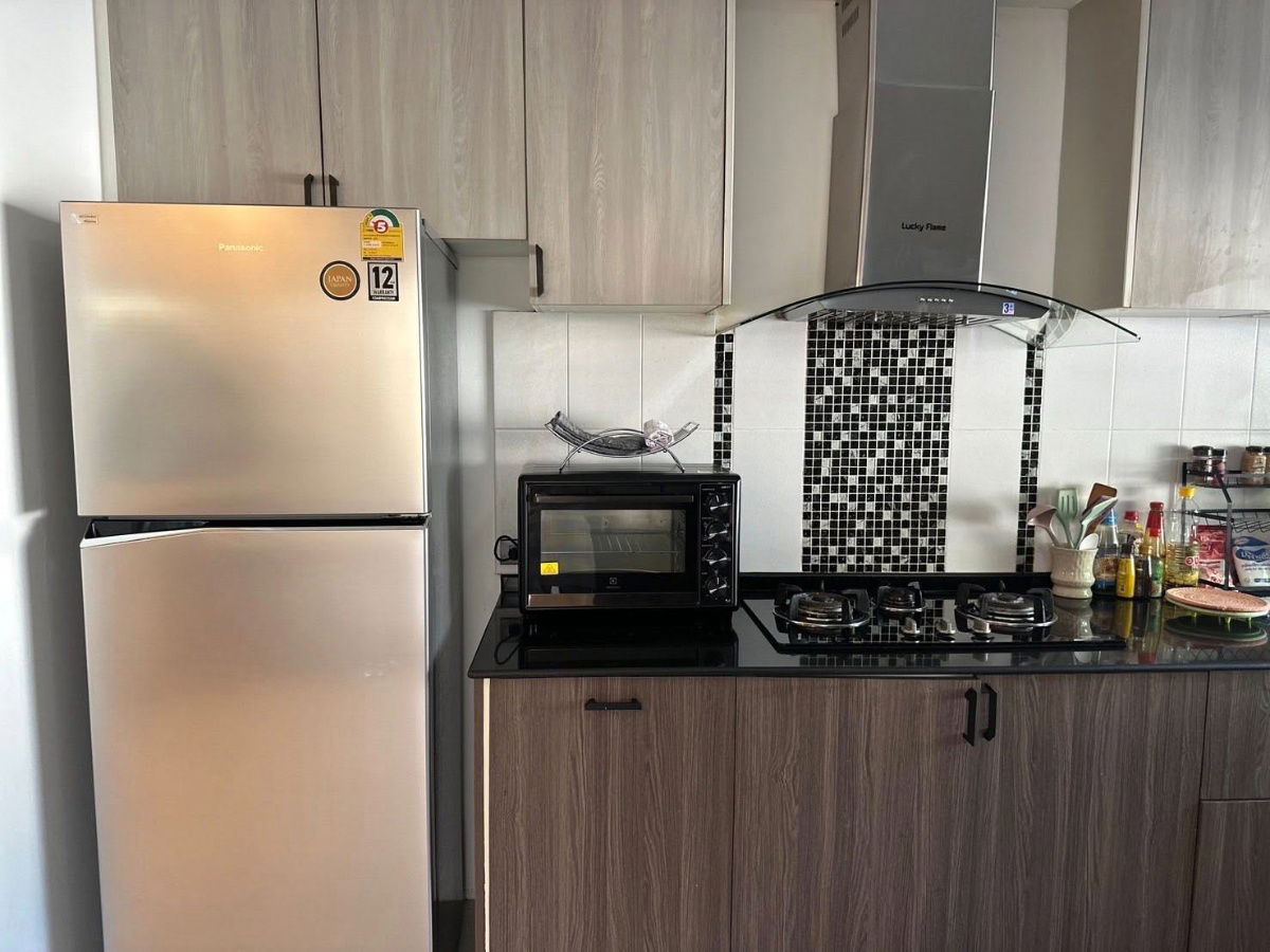 รูป บ้านพร้อมสระว่ายน้ำส่วนตัว  5ห้องนอน  4ห้องน้ำ  1ห้องรับแขก  2  ที่จอดรถ - รูปที่ 12/27