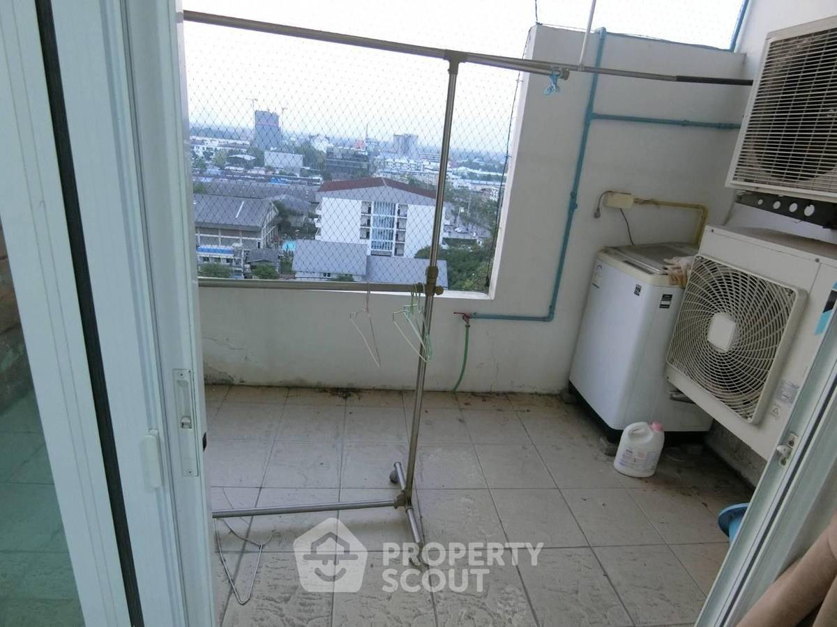 picture 2-BR Condo at Country Complex Bangna near BTS Bang Na (ID 1267410) - 16/33