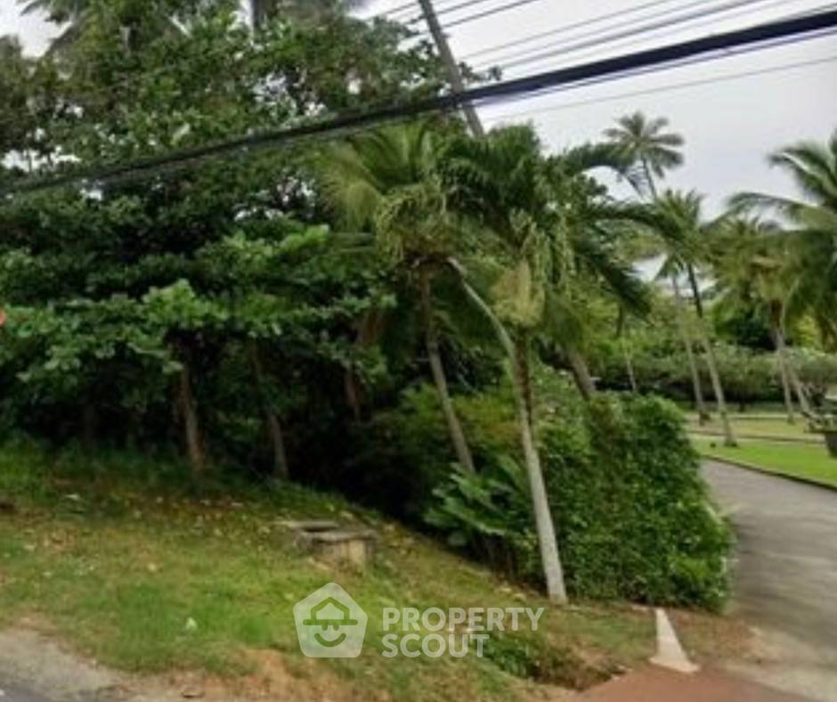 picture 1,228 m² Land for Sale close to Cape Yamu (ID 1988493) - 1/3