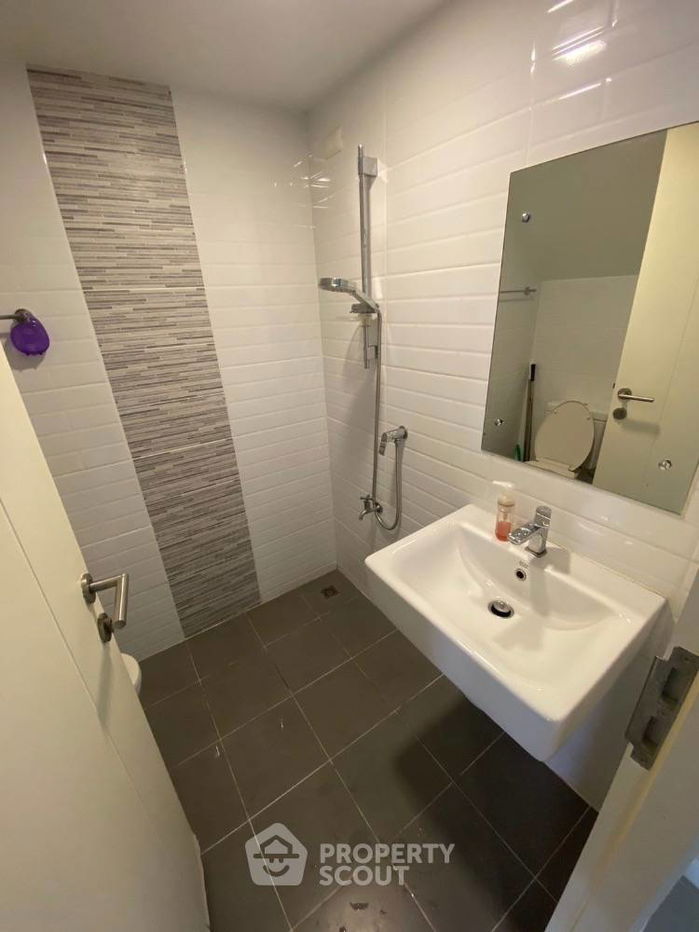 รูป ทาวน์เฮาท์ 3-ห้องนอน ใน บางรักพัฒนา (ID 1803380) - รูปที่ 4/12