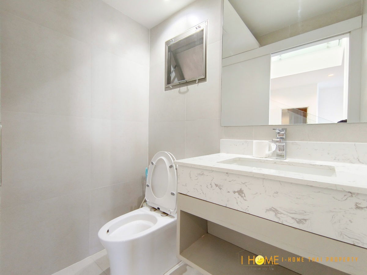 รูป ให้เช่า Pool Villaสองชั้น    4 ห้องนอน 4 ห้องน้ำ 1  ห้องครัว  2  ที่จอดรถ - รูปที่ 17/41