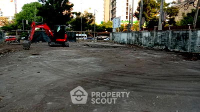 Land for sale Sathu Pradit Road : 1,056 m² Land for Rent and Sale in Chong Nonsi (ID 1124116)