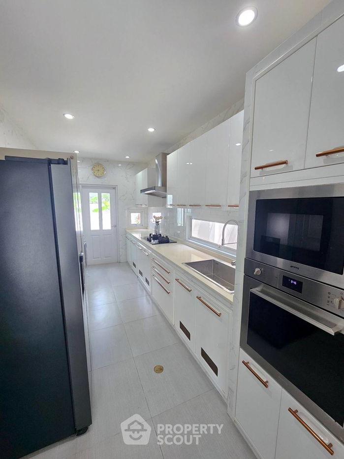 รูป บ้าน 4-ห้องนอน ที่ ไลฟ อิน เดอะ การ์เด้น โรงโป๊ะ-มอเตอร์เวย์ ใน ตะเคียนเตี้ย (ID 2094586) - รูปที่ 10/34