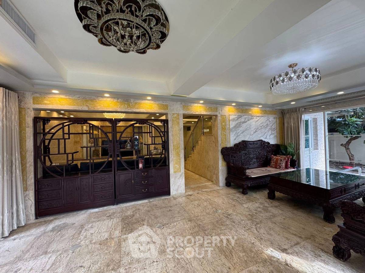 รูป วิลล่า 4-ห้องนอน ใกล้ พัทยาเหนือ (ID 2103538) - รูปที่ 7/16