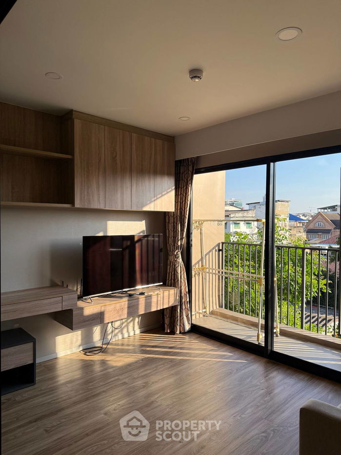 picture 1-BR Condo at Blossom Condo @ Sathorn-Charoenrat near BTS Surasak (ID 2451628) - 1/9