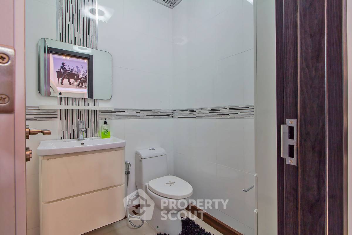 picture 4-BR Villa close to Phratamnak (ID 1330794) - 23/46